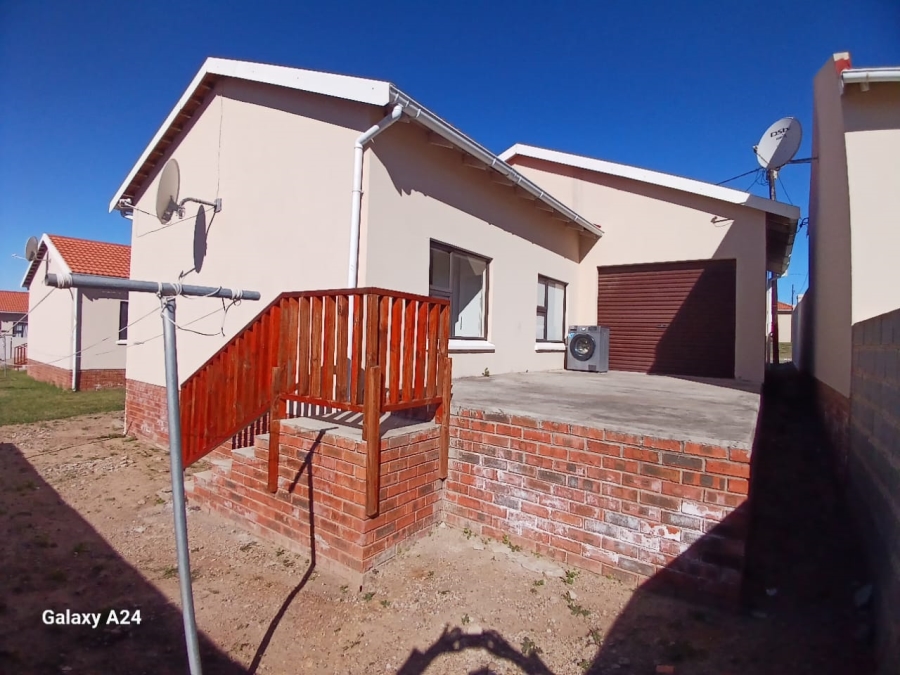 3 Bedroom Property for Sale in Graceland Eastern Cape